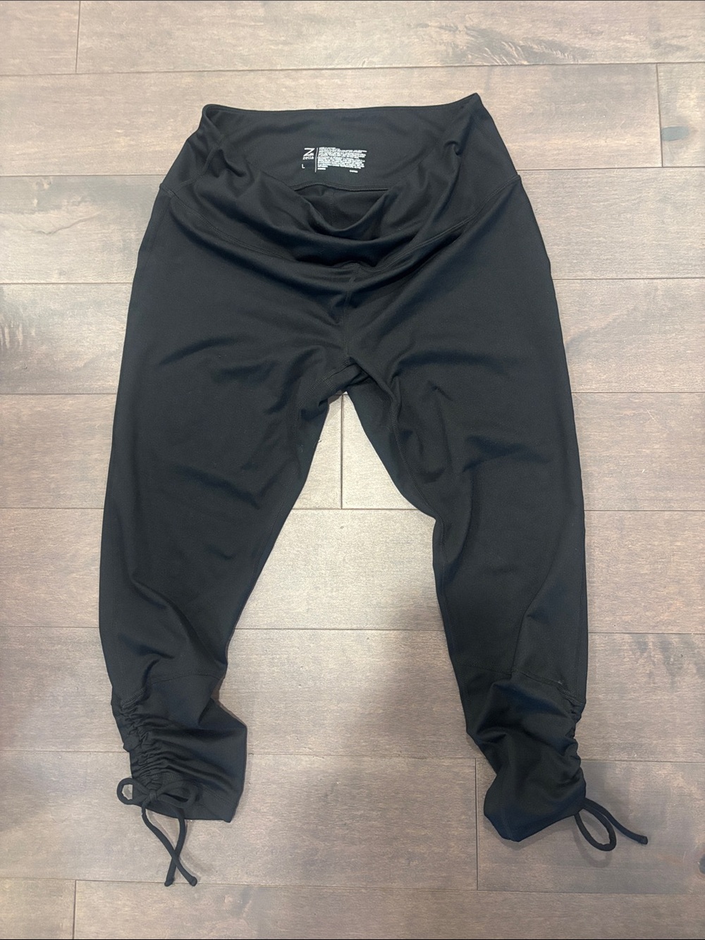 Zella Black Capris Leggings